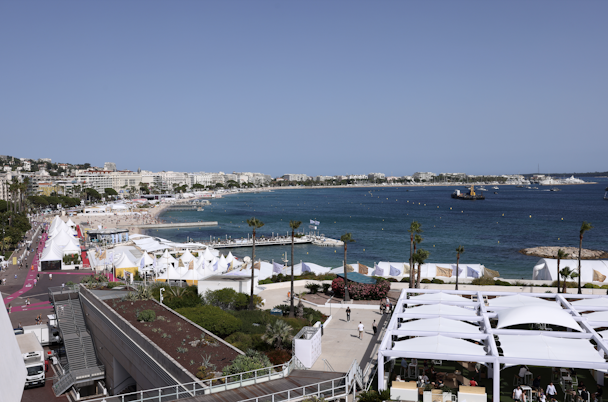 Cannes cabanas